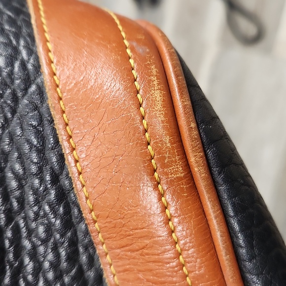 Vintage Dooney & Bourke Bucket Bag - Picture 16 of 16